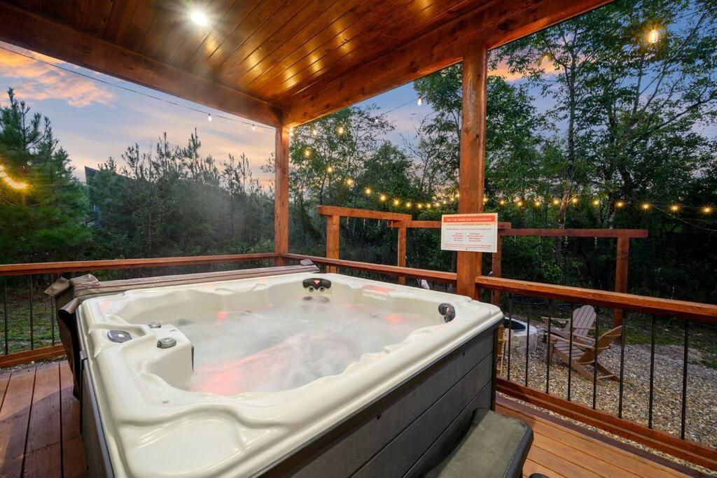 Under The Stars - Secluded, Hot Tub, Firepit, Games Villa Broken Bow Exterior photo