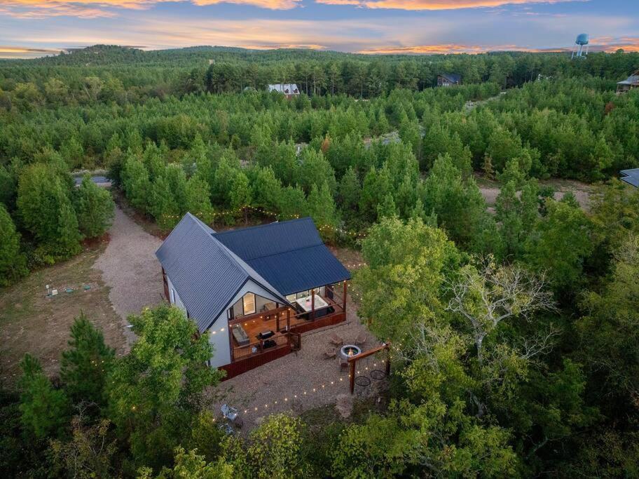 Under The Stars - Secluded, Hot Tub, Firepit, Games Villa Broken Bow Exterior photo